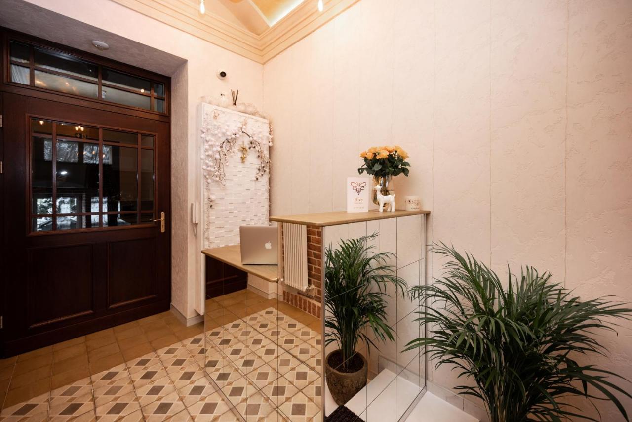 Hive Family House Hotel Красков Екстериор снимка