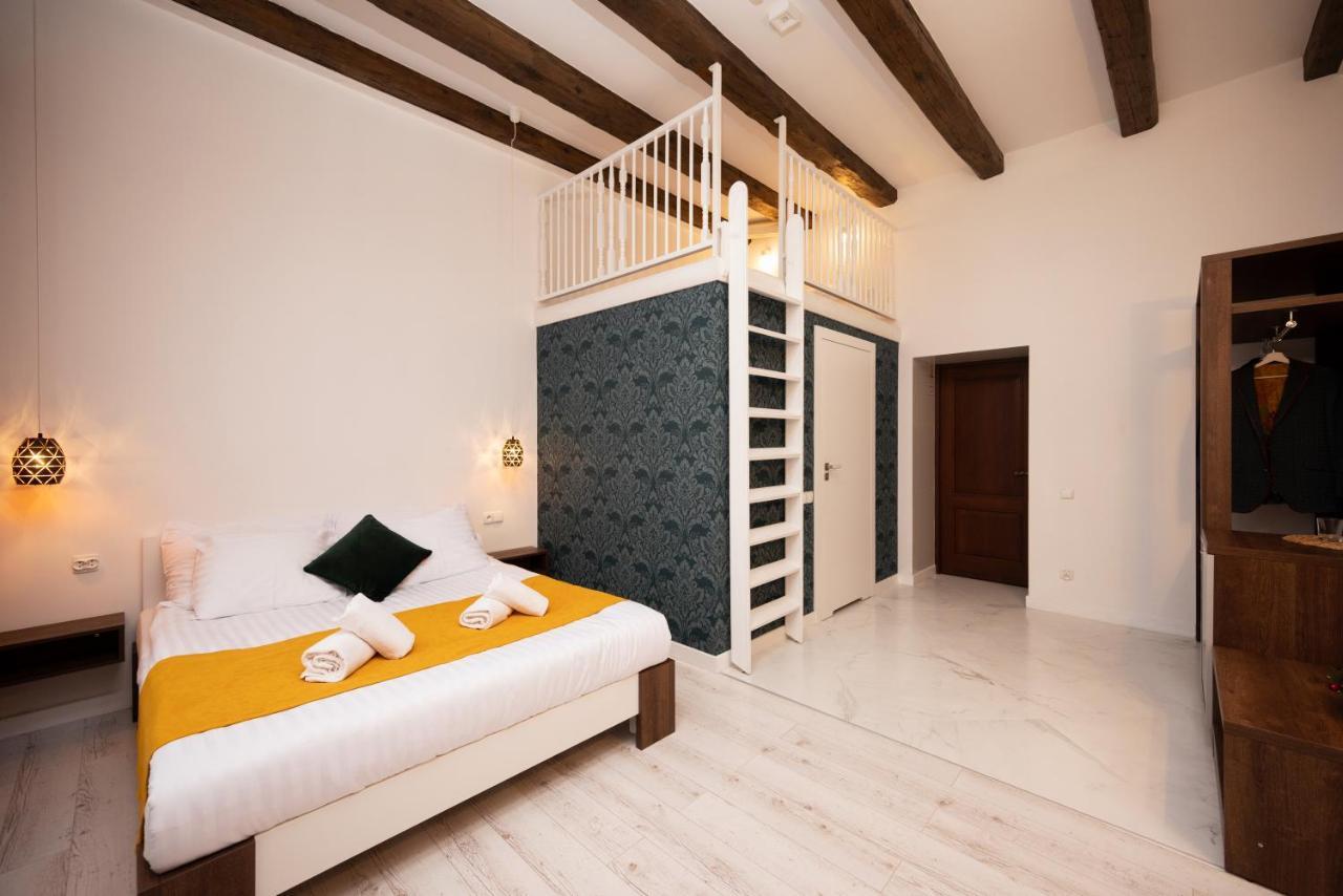 Hive Family House Hotel Красков Екстериор снимка