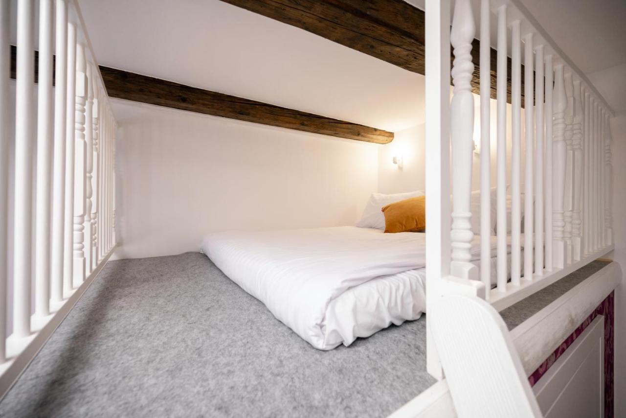 Hive Family House Hotel Красков Екстериор снимка