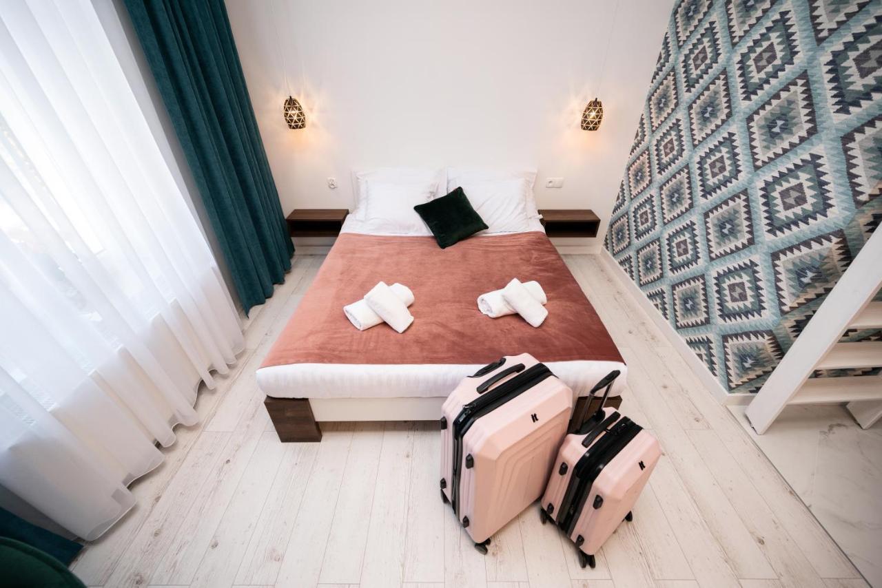 Hive Family House Hotel Красков Екстериор снимка